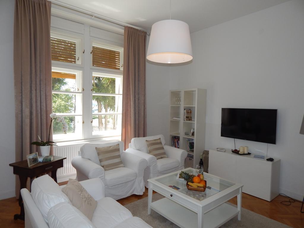 Business Appartements Villa Münz Pula Exterior foto